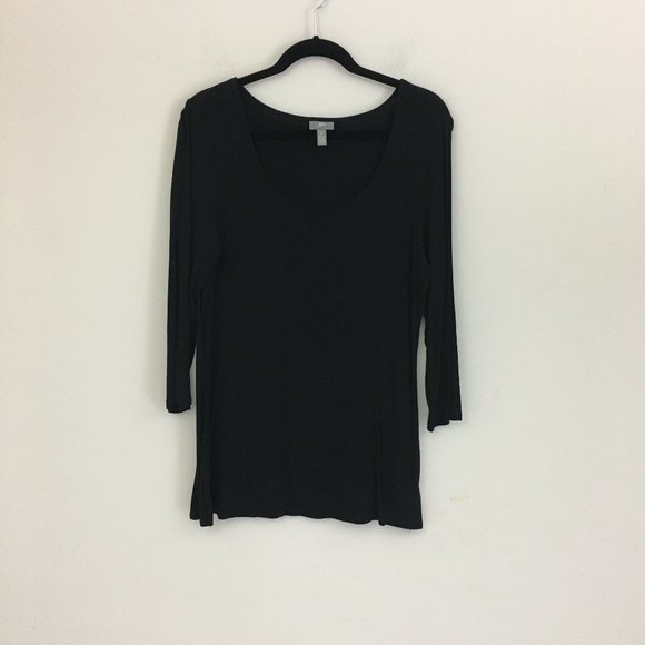 J. Jill Tops - J Jill Black Round Neck Top Stretch Thin Lt weight